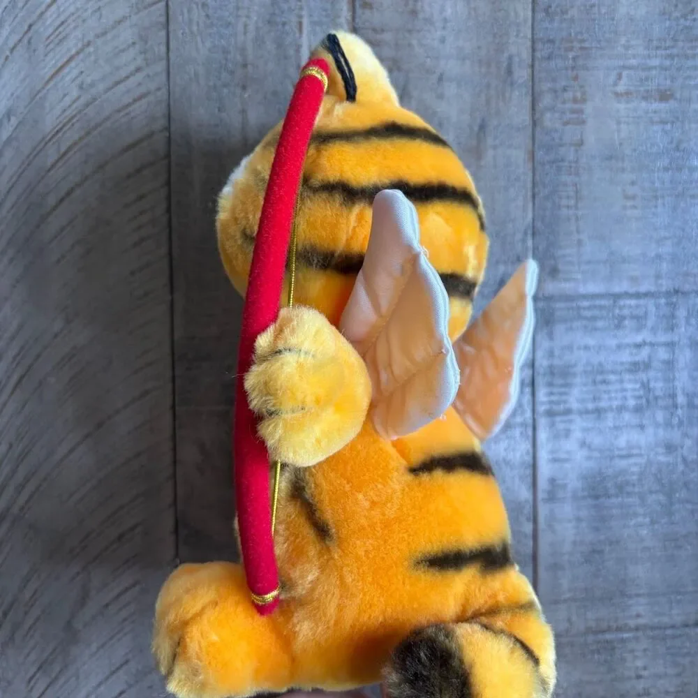 Vintage 1981 Dakin Garfield CUPID Wings Bow & Arrow Plush